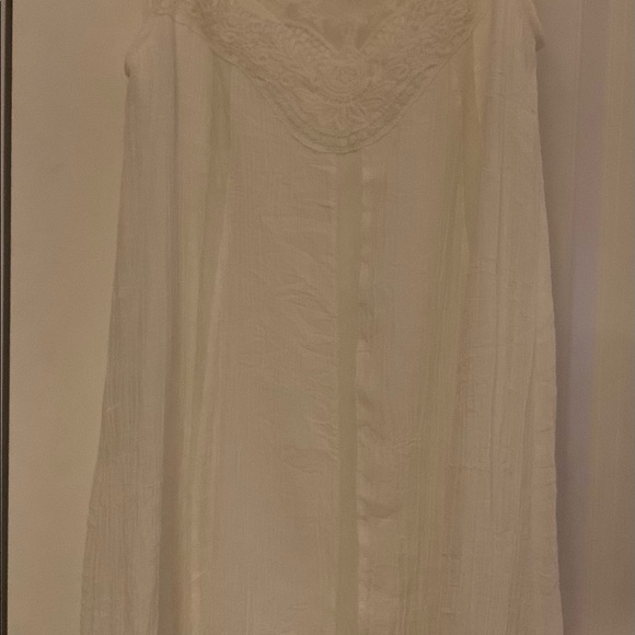 White Lace Dress - Picture 3 of 3